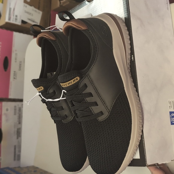 Skechers Men's Delson Shoes BLACK Color Size 9 - Picture 5 of 8